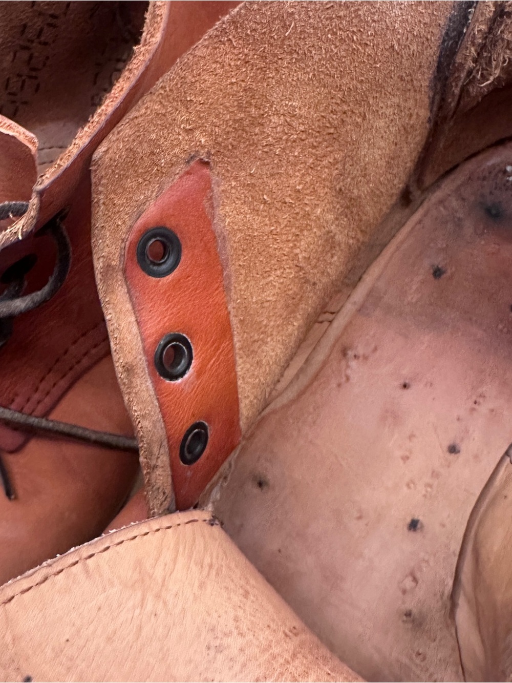 Bespoke, sturdy Chukka boots Size 12 Wide. Original boots made by cobbler. - Picture 14 of 15